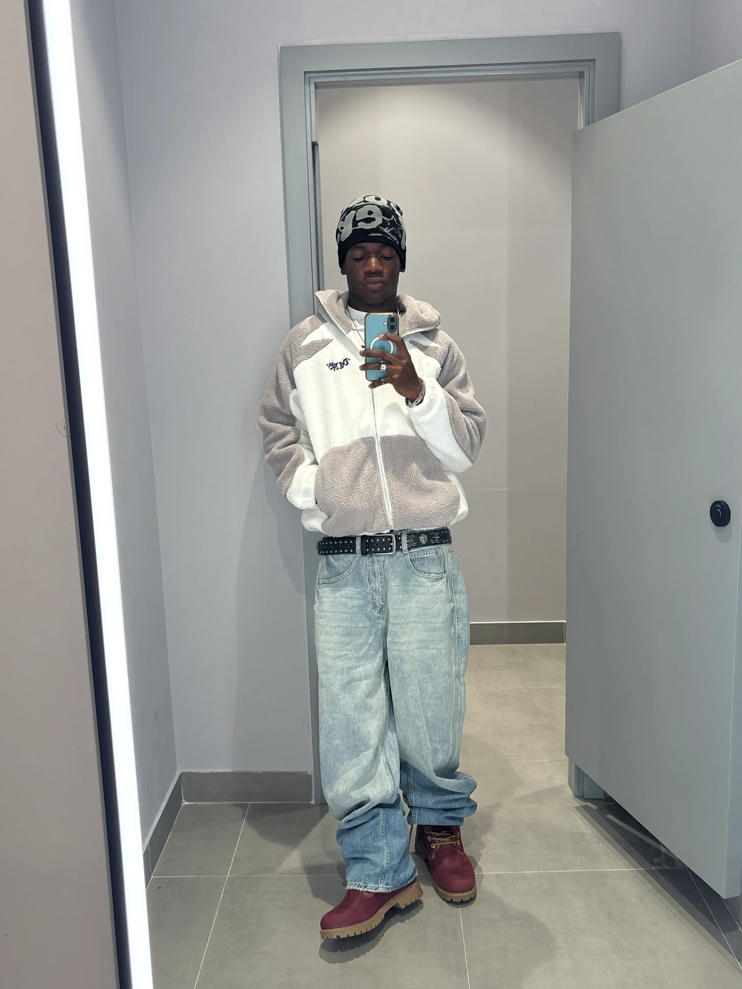 DCRB White Washed Baggy Denim Jeans - Image 3
