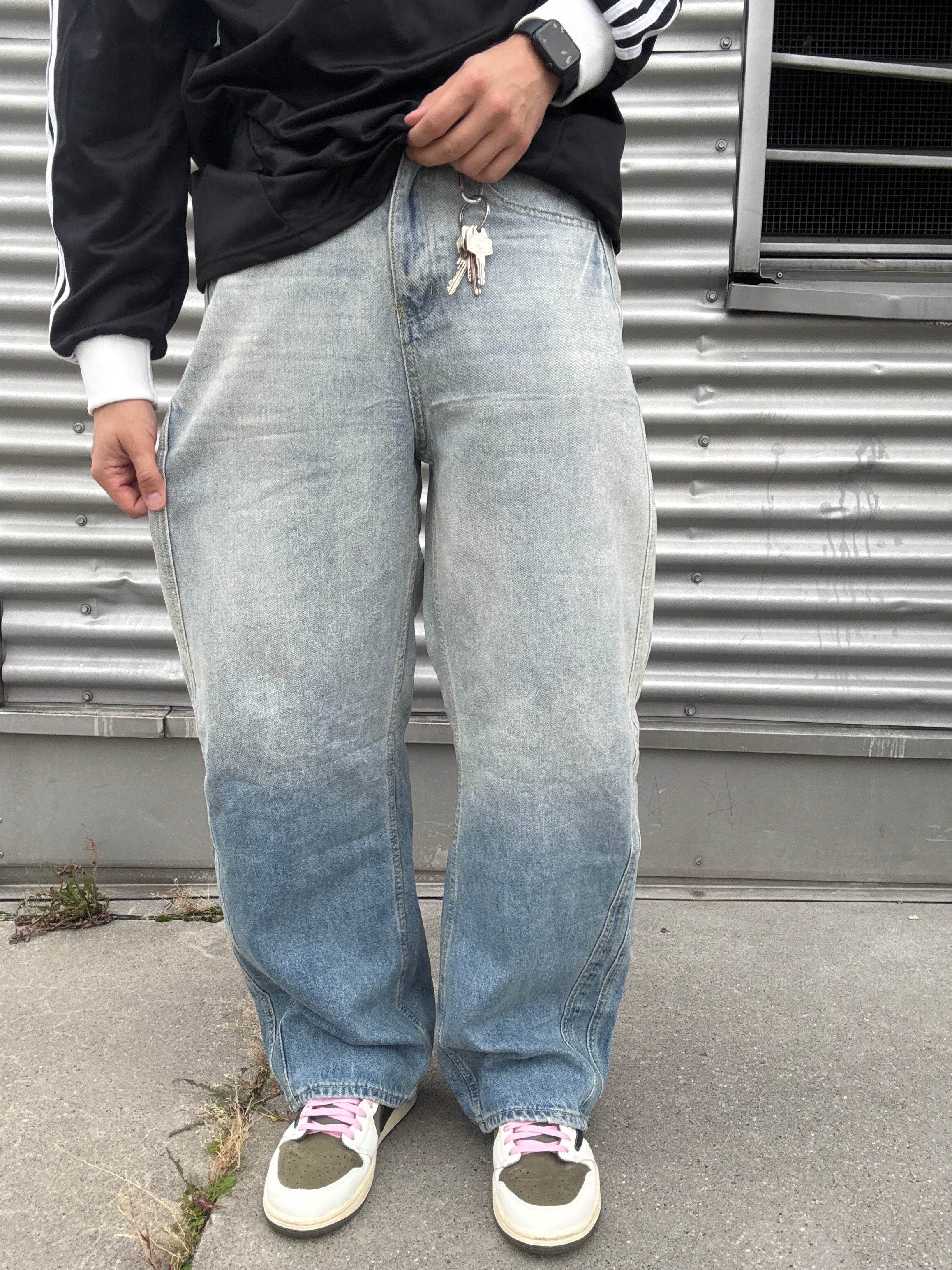 DCRB White Washed Baggy Denim Jeans - Image 4
